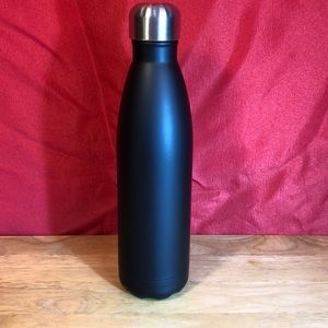 Finedine 18/8 stainless steel water bottle black.  Ready for your design